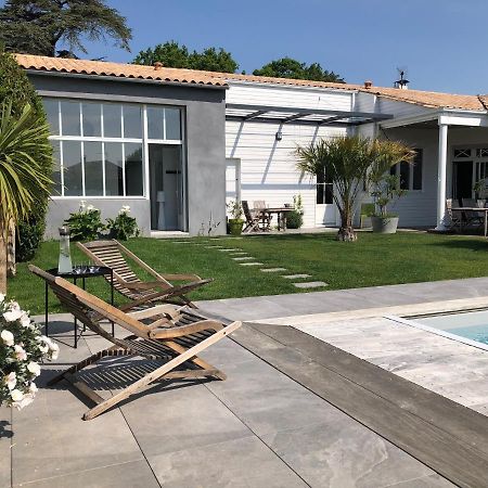 Maison M, Chambre Privee Acces Jardin Piscine Et Jacuzzi Pres De La Rochelle Ла Рошел Екстериор снимка