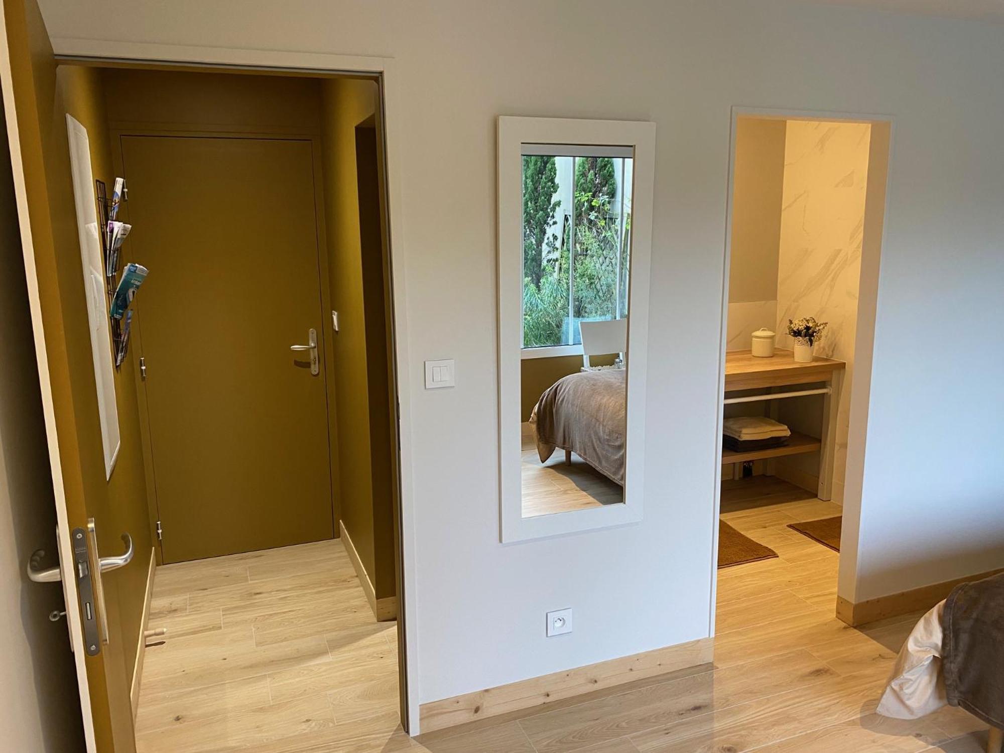 Maison M, Chambre Privee Acces Jardin Piscine Et Jacuzzi Pres De La Rochelle Ла Рошел Стая снимка